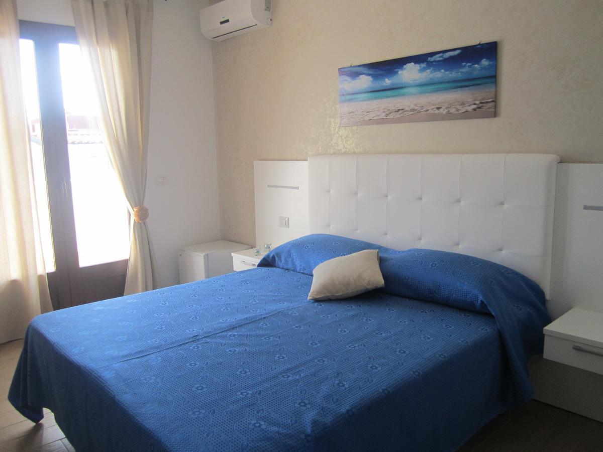Hotel Tesori Del Salento à Alliste Extérieur photo